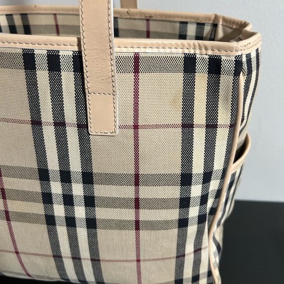 Burberry bag in beige Haymarket canvas and beige leather - Picture 5 of 17